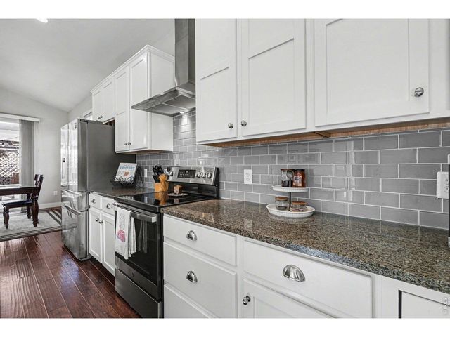 7450 Eustis Dr, Wellington, CO 80549