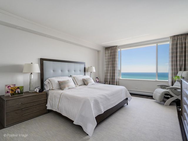 1000 N Lake Shore Plaza 44B, Chicago, IL 60611