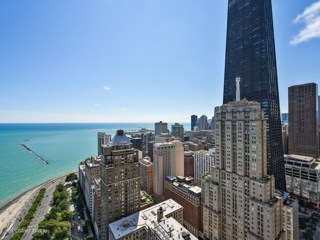 1000 N Lake Shore Plaza 44B, Chicago, IL 60611