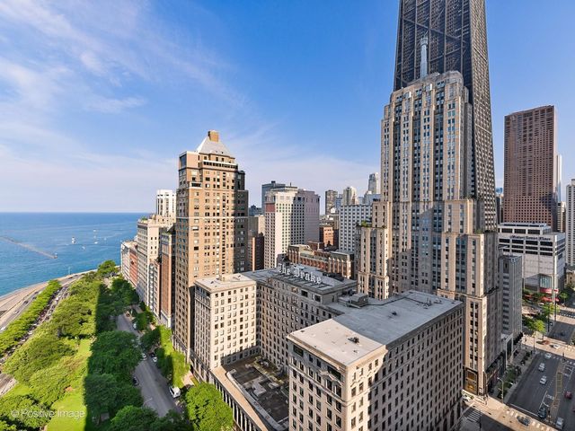 1000 N Lake Shore Plaza 44B, Chicago, IL 60611