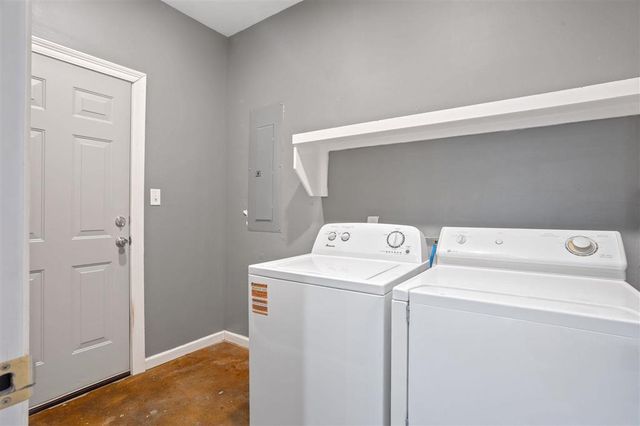 2715 Deaton St Street, Lake Charles, LA 70601