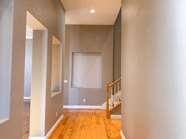 1401 Grey Owl Cir, Roseville, CA 95661