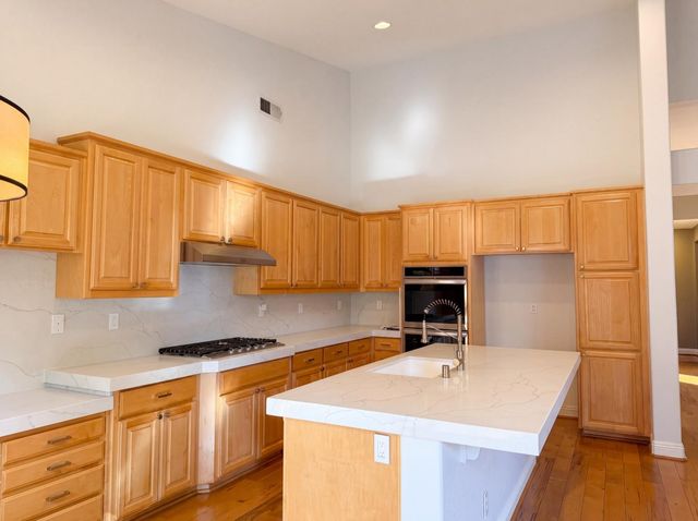 1401 Grey Owl Cir, Roseville, CA 95661