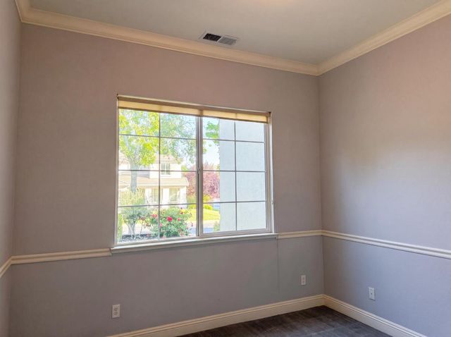 1401 Grey Owl Cir, Roseville, CA 95661