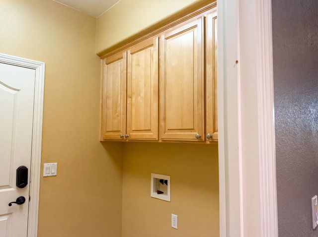 1401 Grey Owl Cir, Roseville, CA 95661