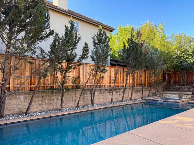 1401 Grey Owl Cir, Roseville, CA 95661