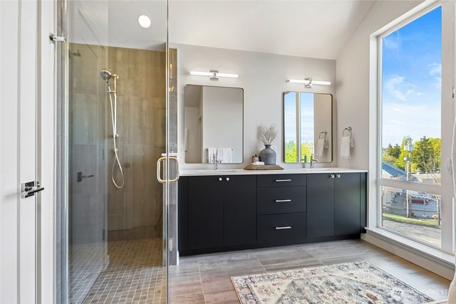 9744 B Holman Road NW, Seattle, WA 98117