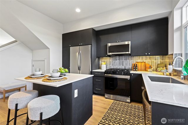 9744 B Holman Road NW, Seattle, WA 98117