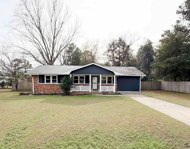 108 Weaver Road, Warner Robins, GA 31093