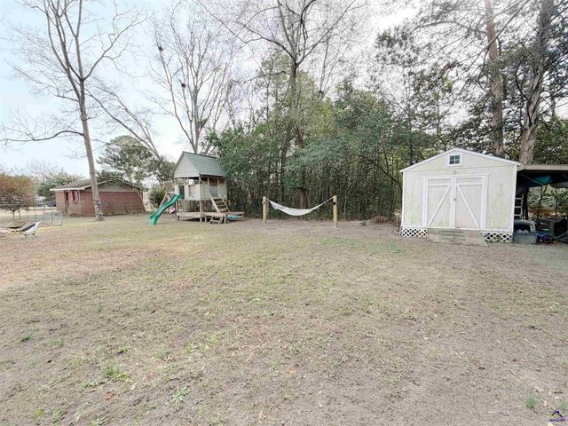 108 Weaver Road, Warner Robins, GA 31093