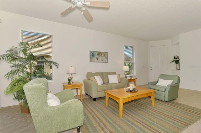 9367 CARNABY DRIVE, Venice, FL 34293