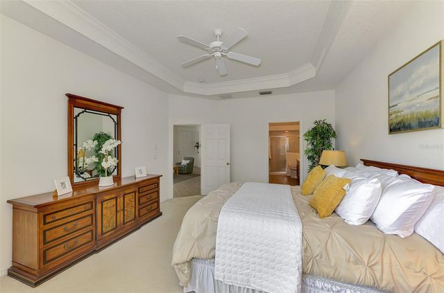 9367 CARNABY DRIVE, Venice, FL 34293