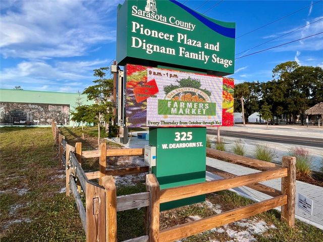 9367 CARNABY DRIVE, Venice, FL 34293