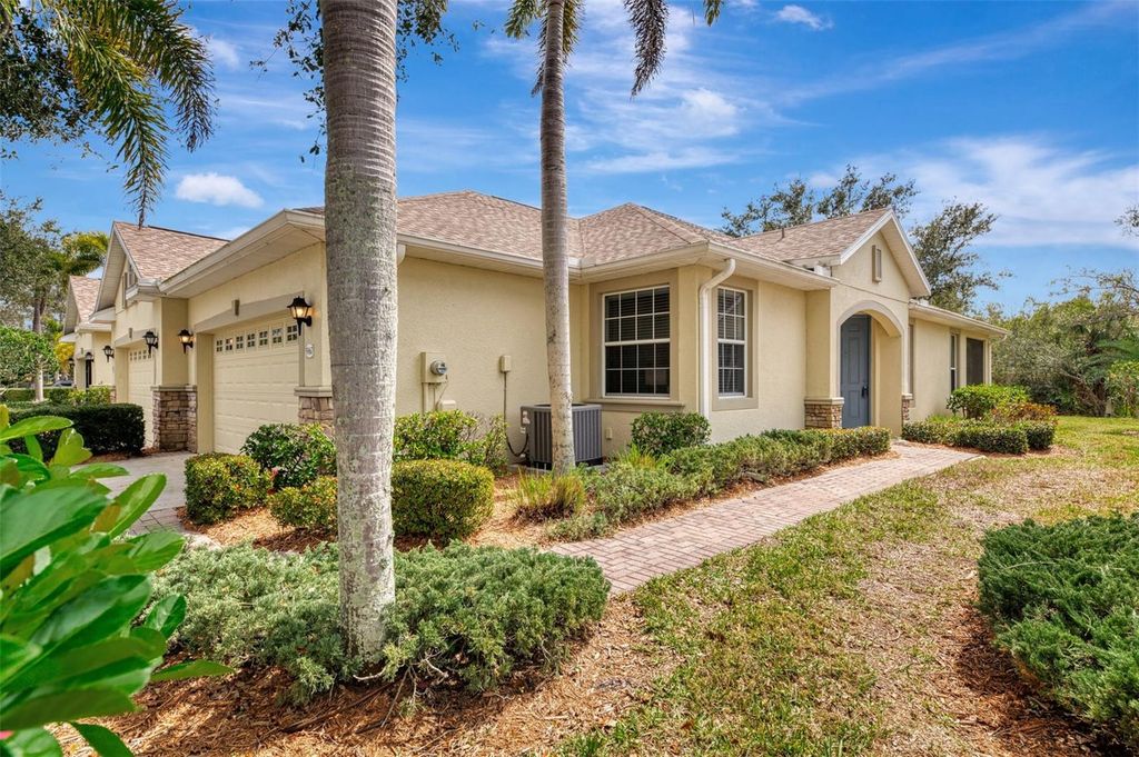 9367 CARNABY DRIVE, Venice, FL 34293