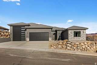 319 E 920 N, Hurricane, UT 84737