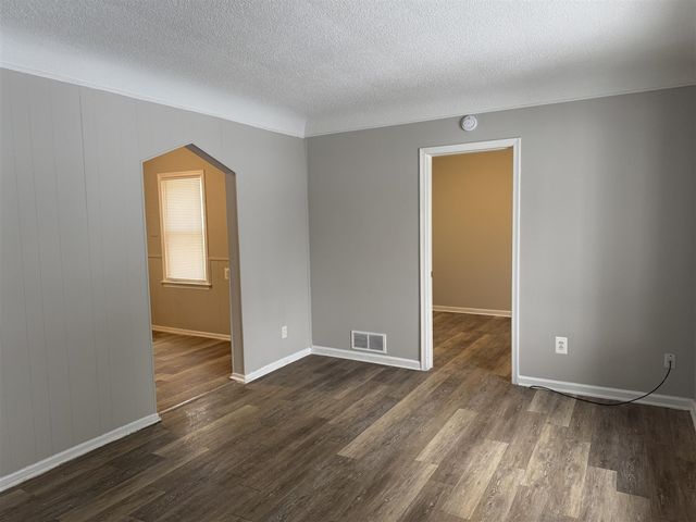 6237 Inkster Road, Taylor, MI 48180