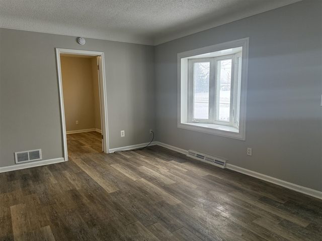 6237 Inkster Road, Taylor, MI 48180