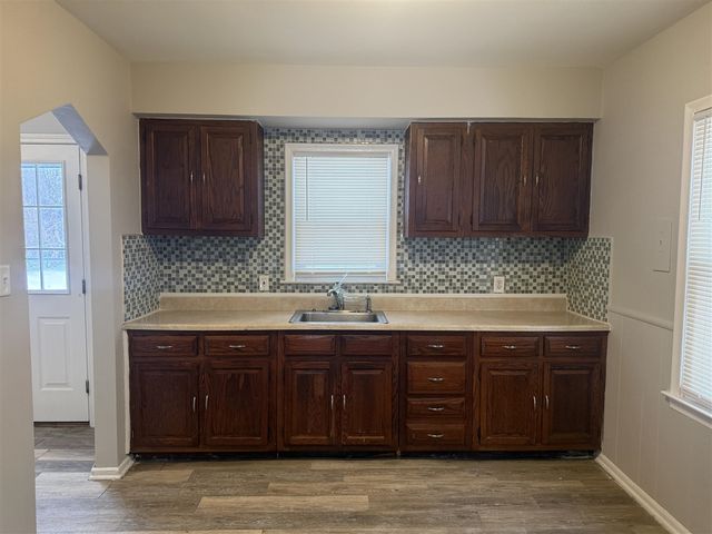 6237 Inkster Road, Taylor, MI 48180