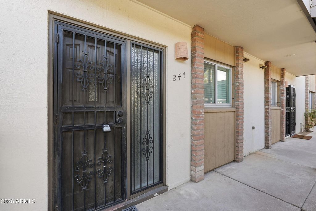 4701 N 68TH Street 247, Scottsdale, AZ 85251 — photo 2