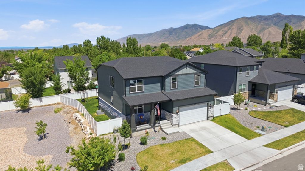 Image 4 of property listing at 240 W 1320 N, Tooele, UT 84074