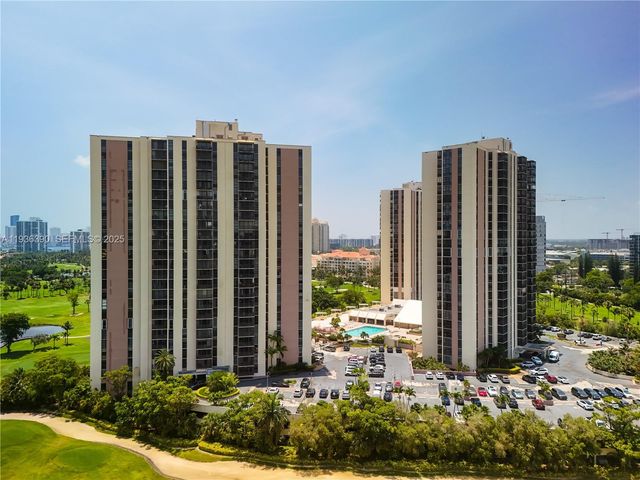 20379 W Country Club Dr 1938, Aventura, FL 33180