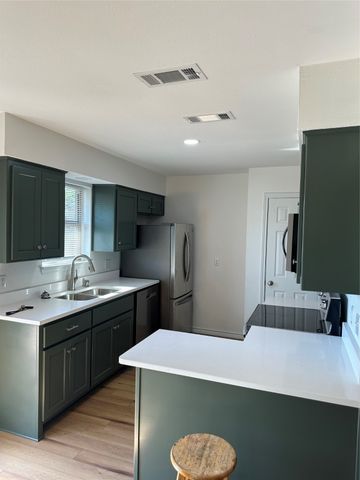 412 Ruckers Court, Granbury, TX 76049