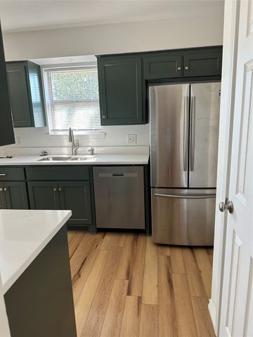 412 Ruckers Court, Granbury, TX 76049