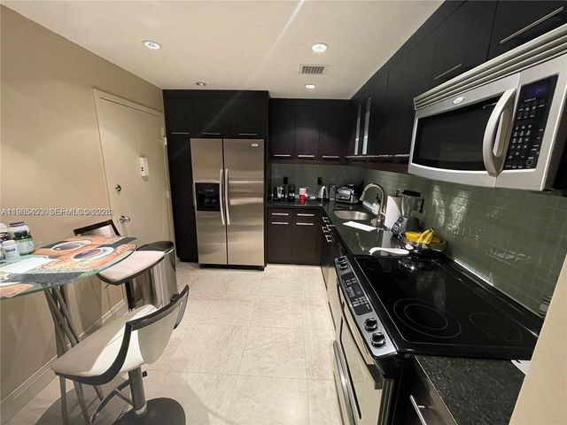 2030 S Ocean Dr 1404, Hallandale Beach, FL 33009