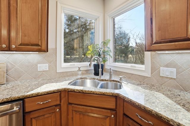 884 River Forest Drive, Hamilton Twp, OH 45039