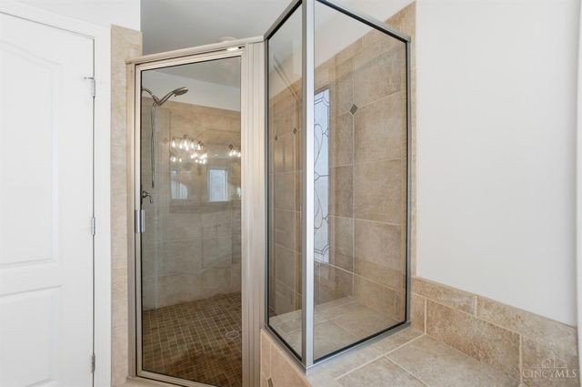 884 River Forest Drive, Hamilton Twp, OH 45039