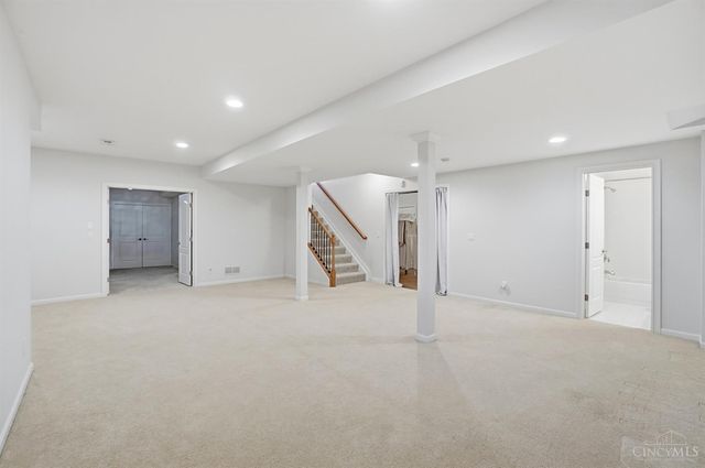 884 River Forest Drive, Hamilton Twp, OH 45039