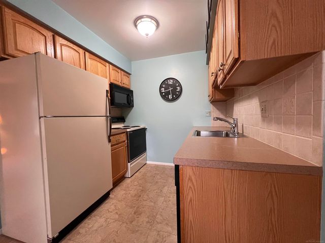 16465 Benmar Court, Roseville, MI 48066