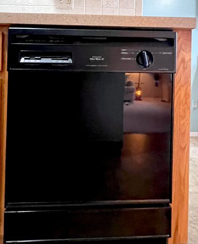 16465 Benmar Court, Roseville, MI 48066