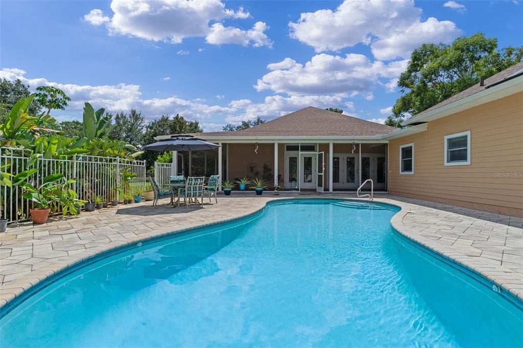 Image 11 of property listing at 11101 TINDALL ROAD, Orlando, FL 32832