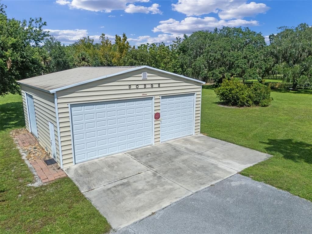 Image 14 of property listing at 11101 TINDALL ROAD, Orlando, FL 32832