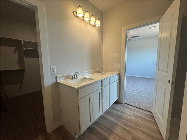 3390 Manning Farms Boulevard, El Reno, OK 73036
