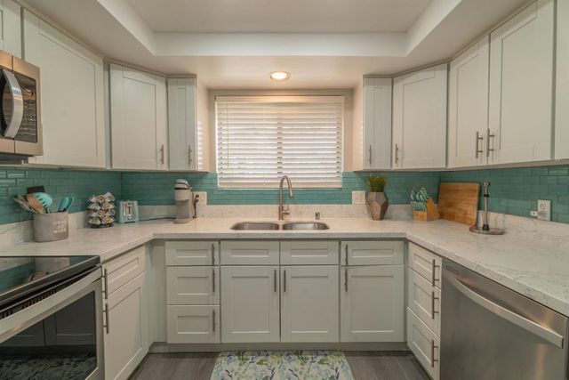 255 E Avenida Granada 322, Palm Springs, CA 92264