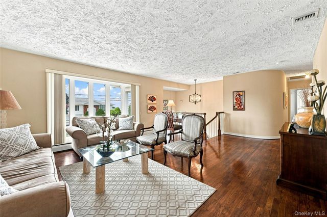 3165 Clubhouse Road, Merrick, NY 11566