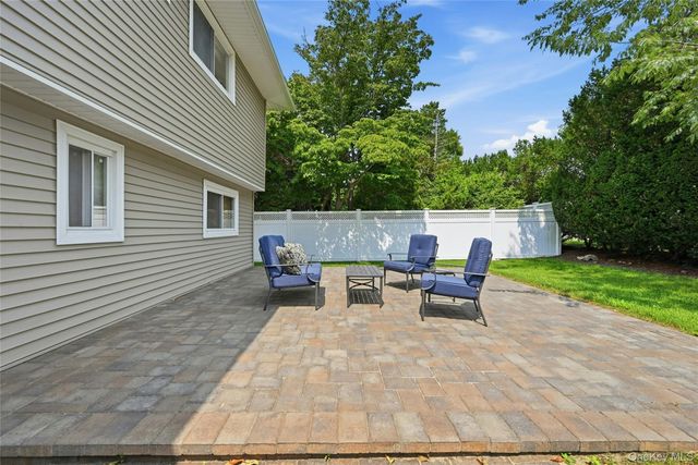 3165 Clubhouse Road, Merrick, NY 11566