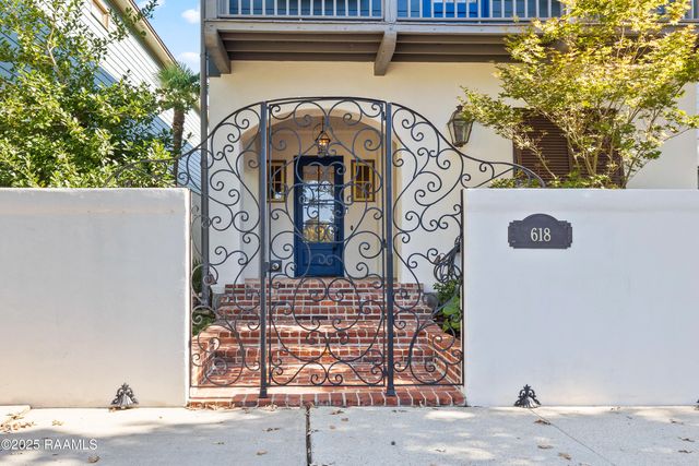 618 Richland Avenue, Lafayette, LA 70508
