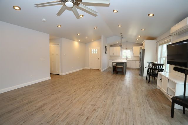 216 Cherry Lane, Newport City, VT 05855