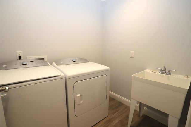 216 Cherry Lane, Newport City, VT 05855