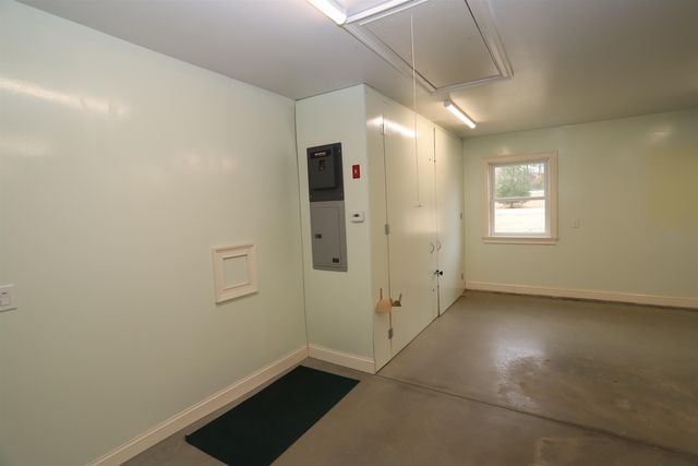 216 Cherry Lane, Newport City, VT 05855