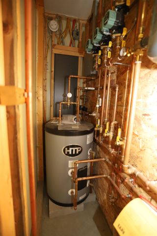 216 Cherry Lane, Newport City, VT 05855