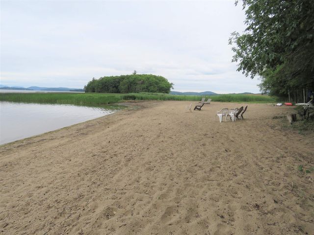 216 Cherry Lane, Newport City, VT 05855