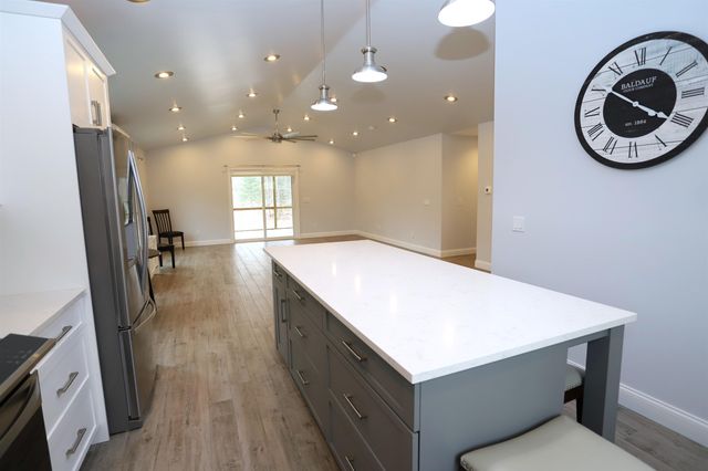 216 Cherry Lane, Newport City, VT 05855