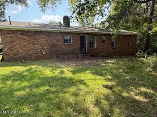 31 White Cove, Grenada, MS 38901