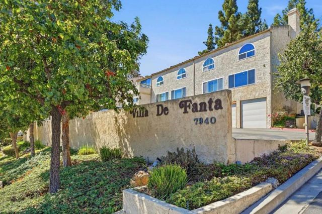7940 University Avenue 14, La Mesa, CA 91942