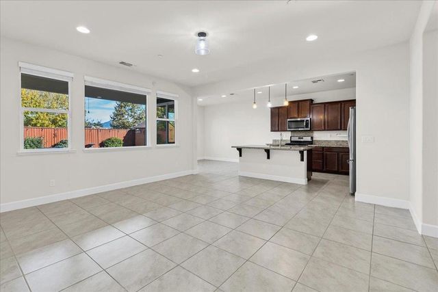 215 Lucero Drive, Hollister, CA 95023