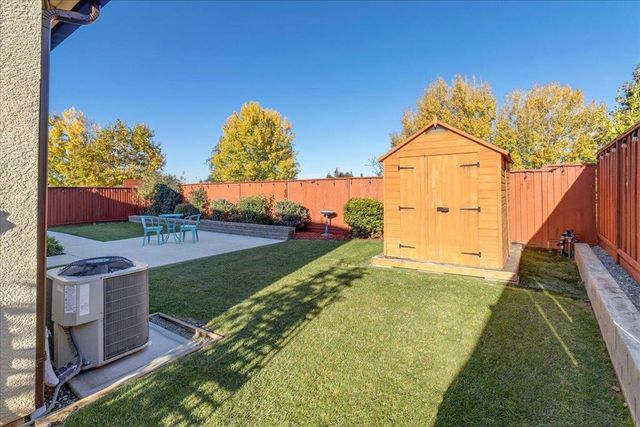 215 Lucero Drive, Hollister, CA 95023